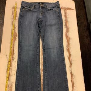 Noir White house black market Jean bootcut